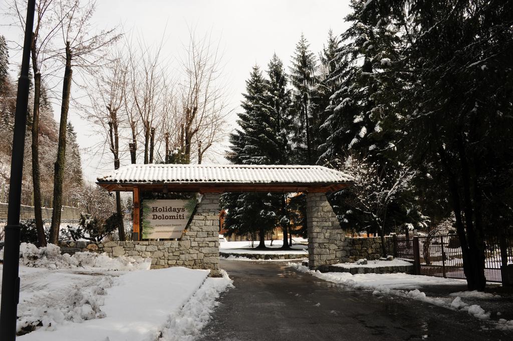 Holidays Dolomiti Apartment Resort Carisolo Bagian luar foto